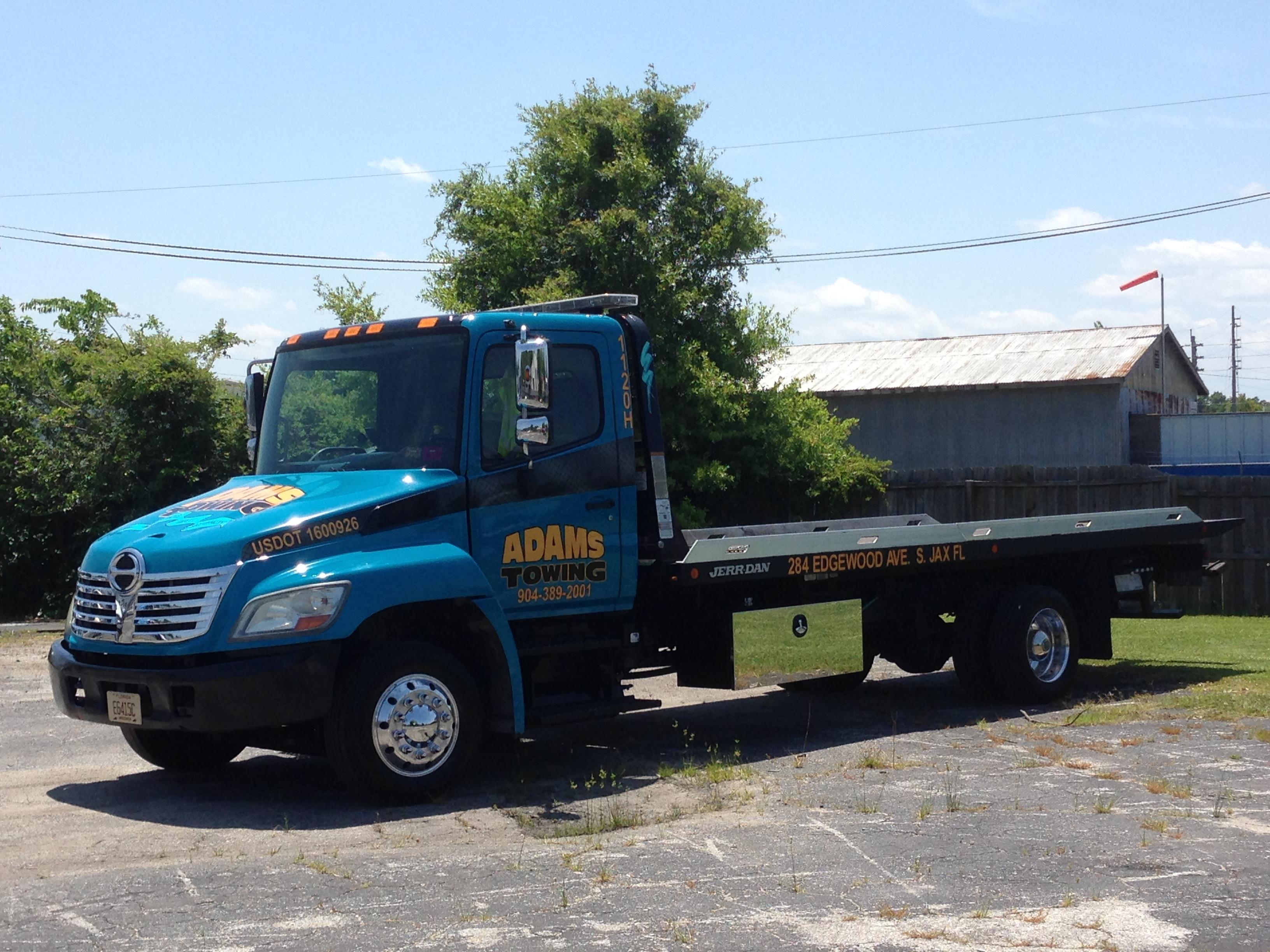 Adams Towing Jacksonville, FL