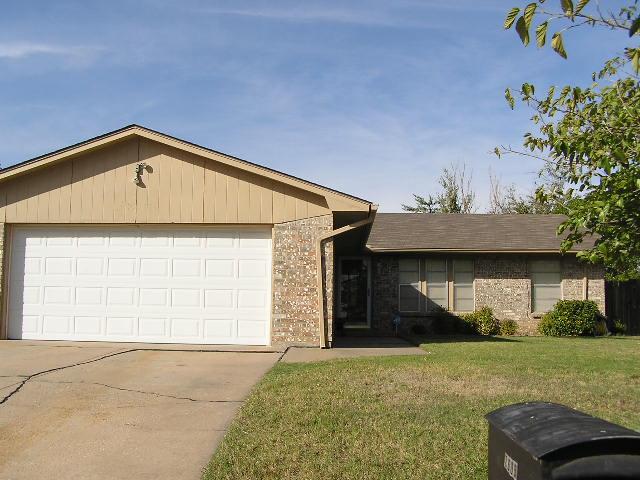 Redone by owner:  3 bedroom, 2 baths, 2 living area, kitchen in the round, 2 dining areas, covered patio.