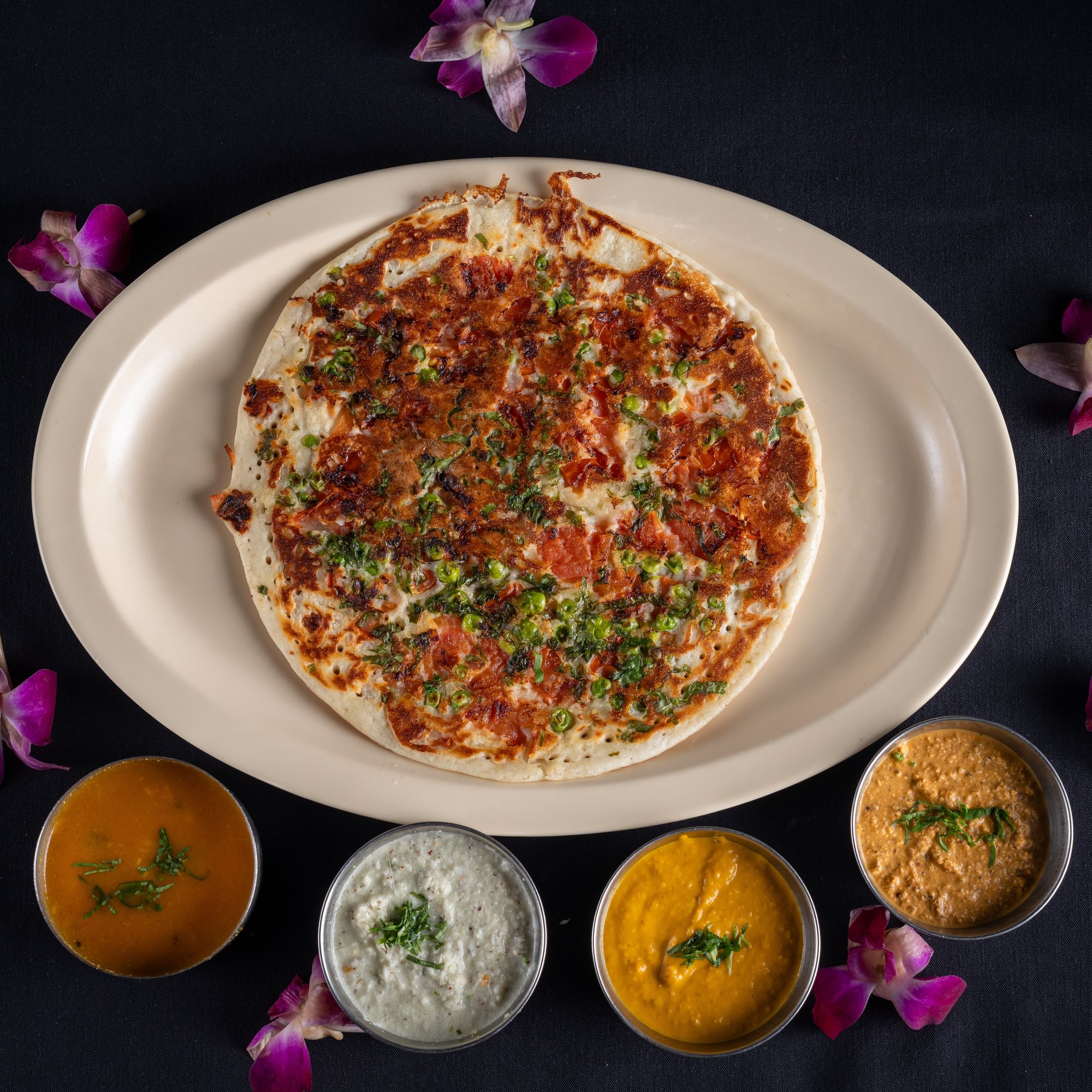 Tomato and Peas Uttapam