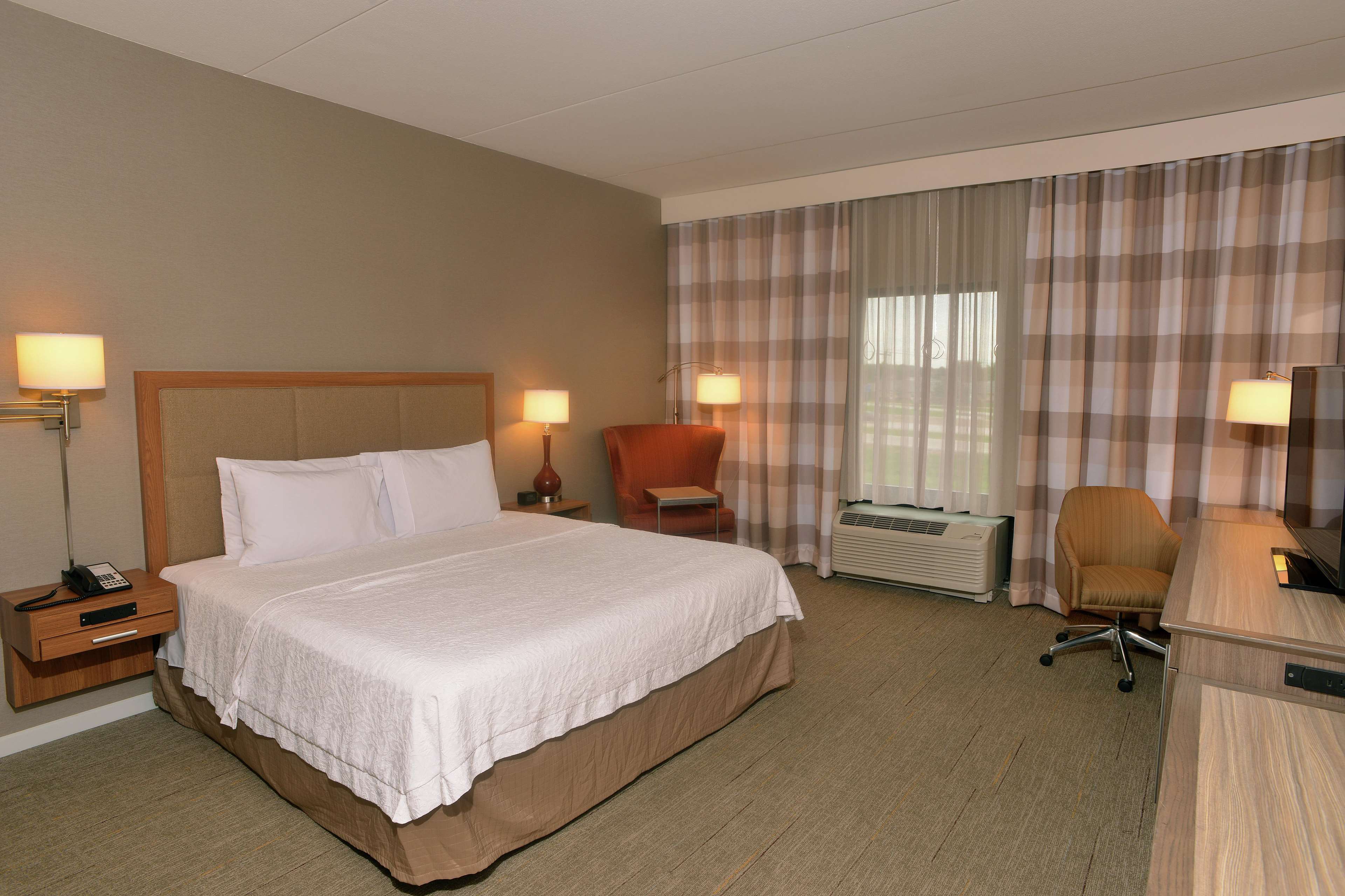 Hampton Inn Springfield-Southeast Photo