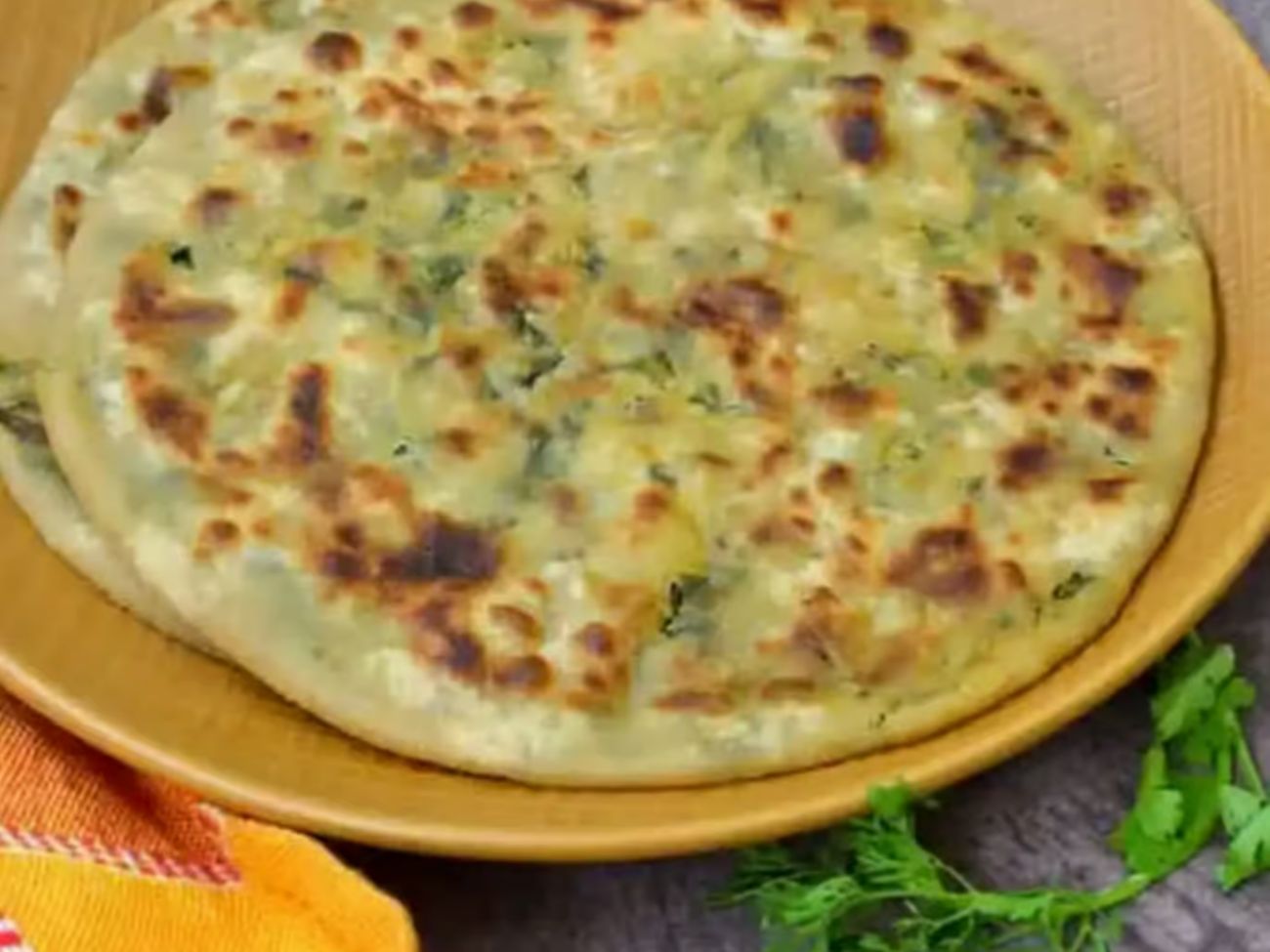 17. Muli Parantha