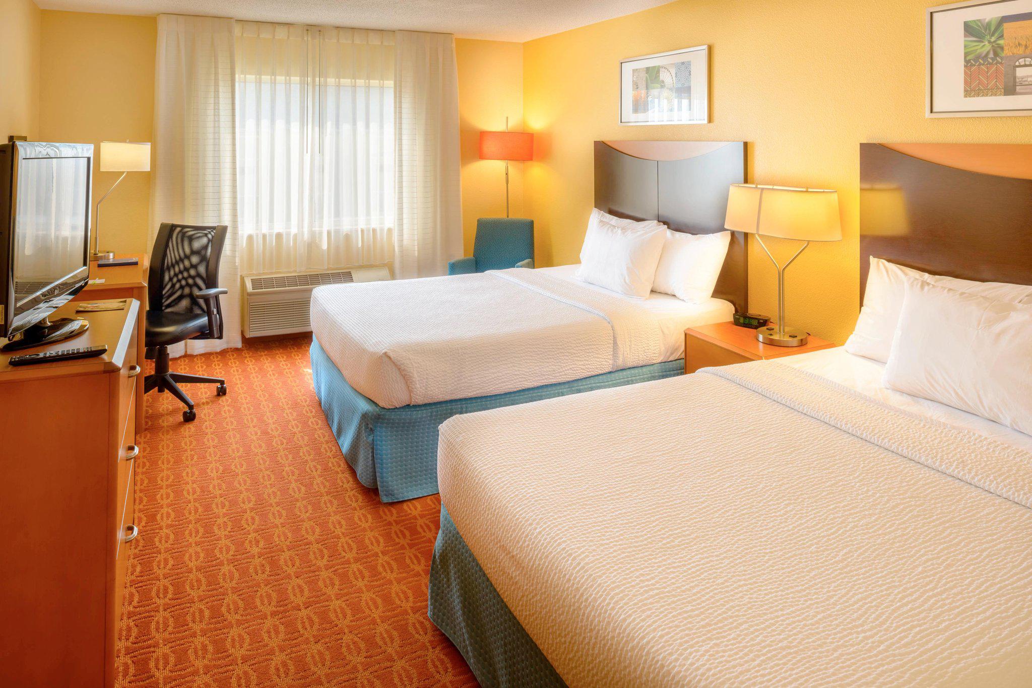 Fairfield Inn by Marriott St. Louis Collinsville, IL Photo