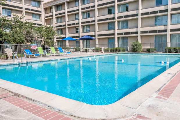 Images Quality Inn