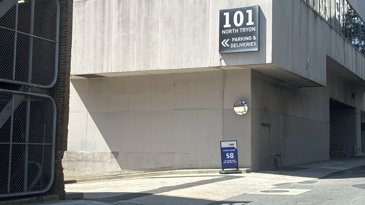 LAZ Parking - 101 Independence Center