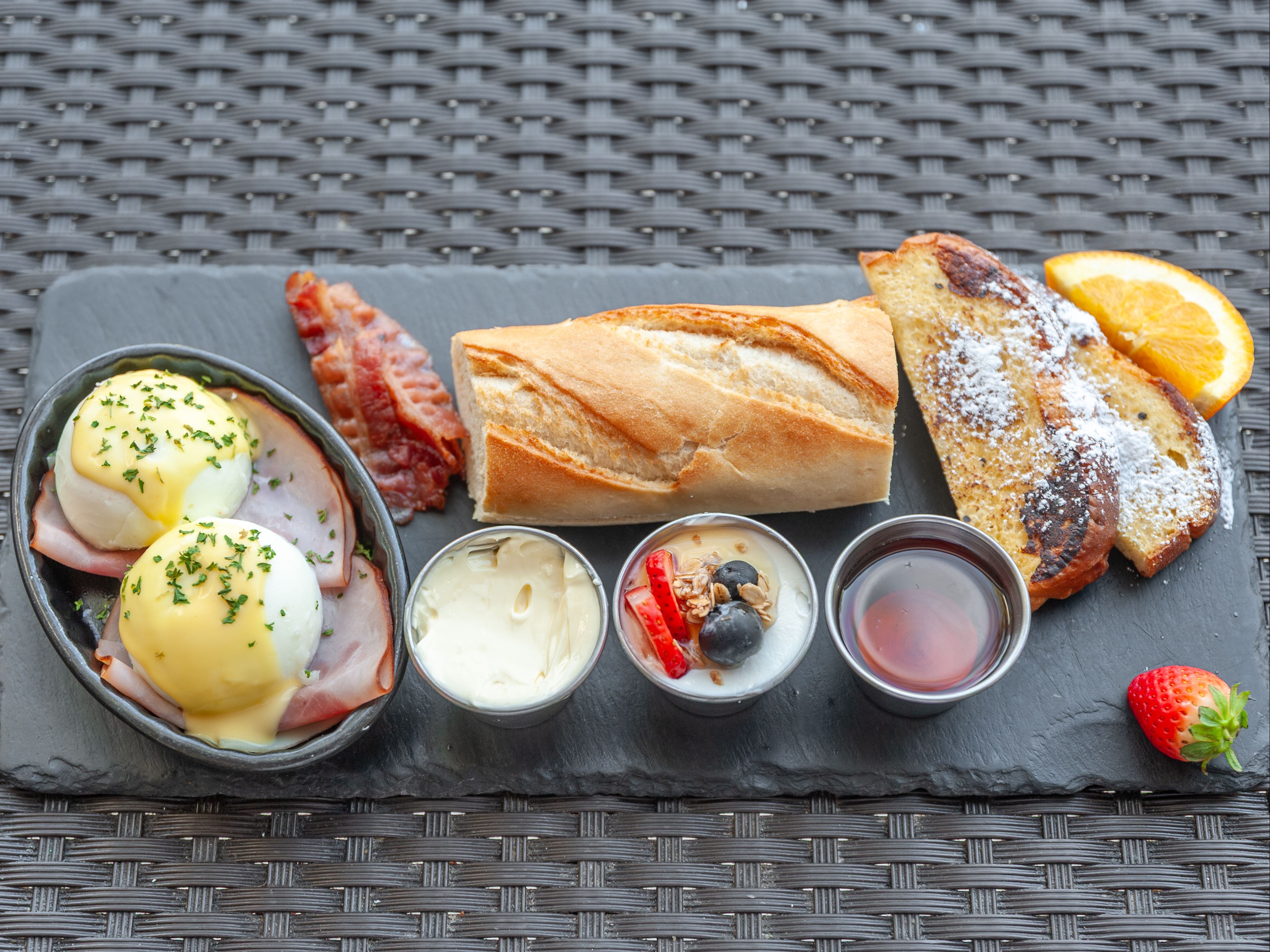Petit-Dejeuner
