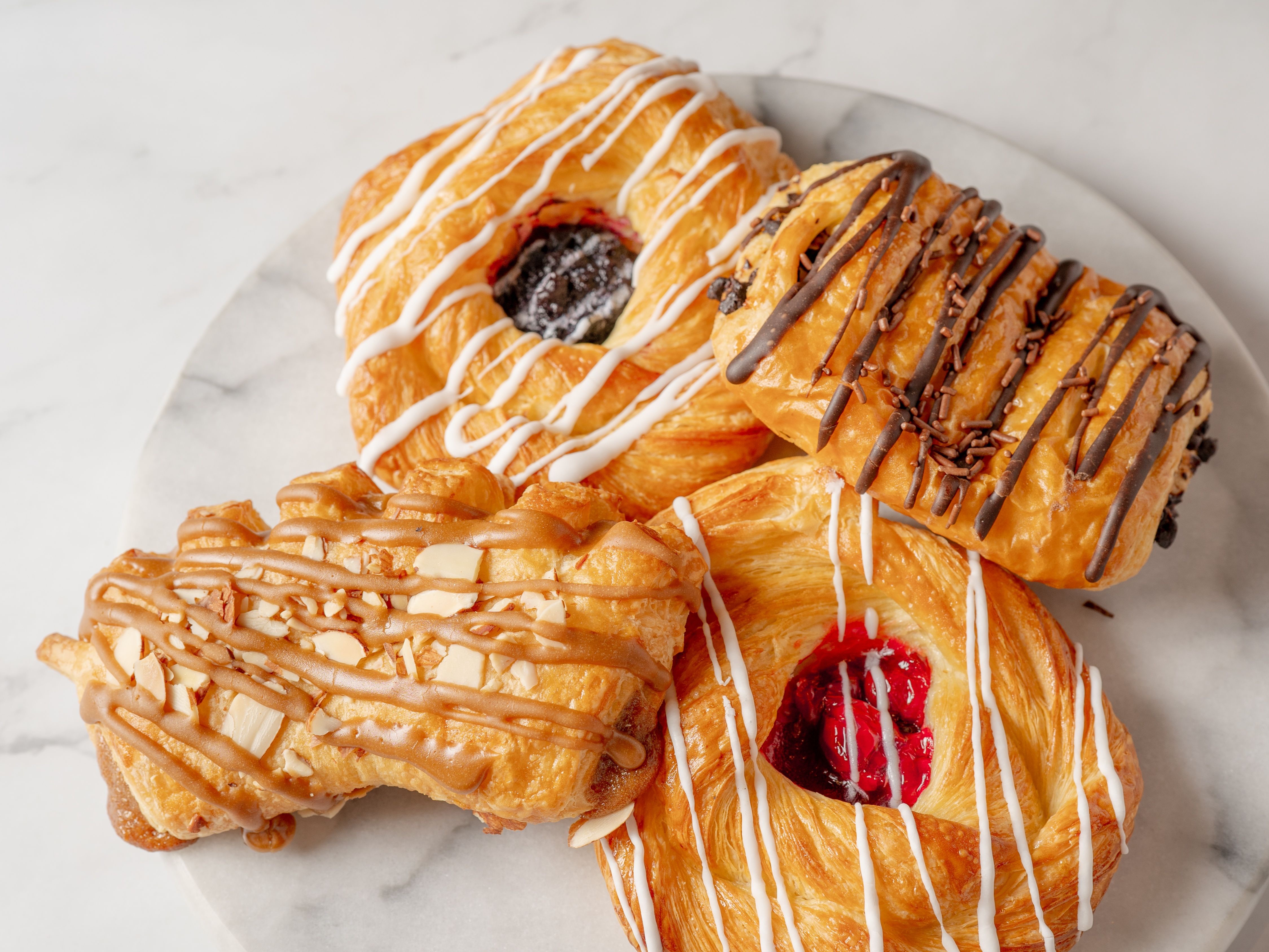 CROISSANTS & DANISH