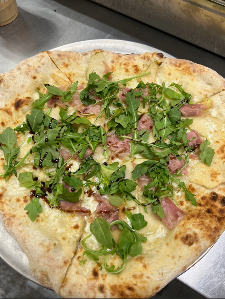 Pizza Prosciutto & Pear