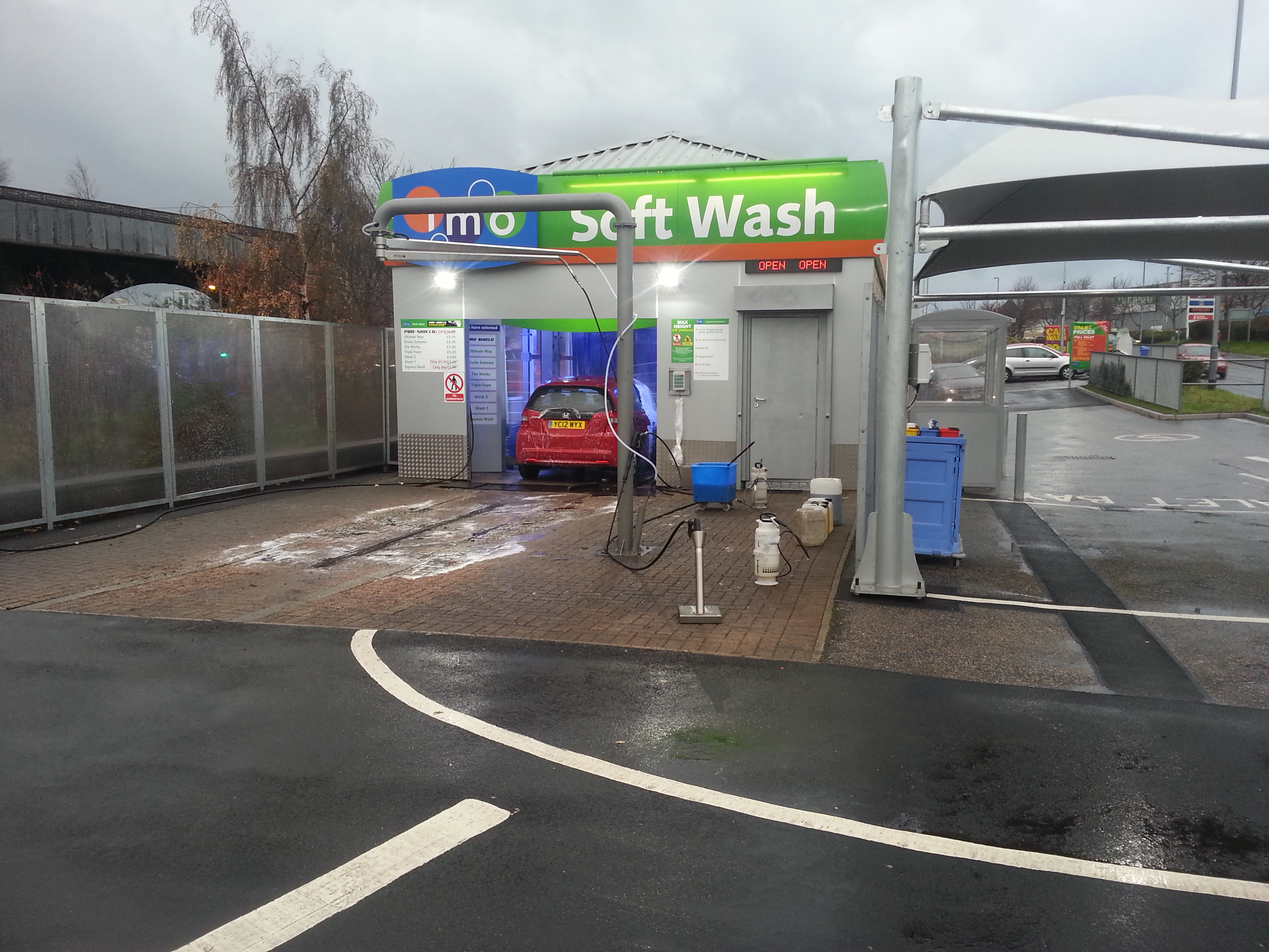 Images IMO Car Wash