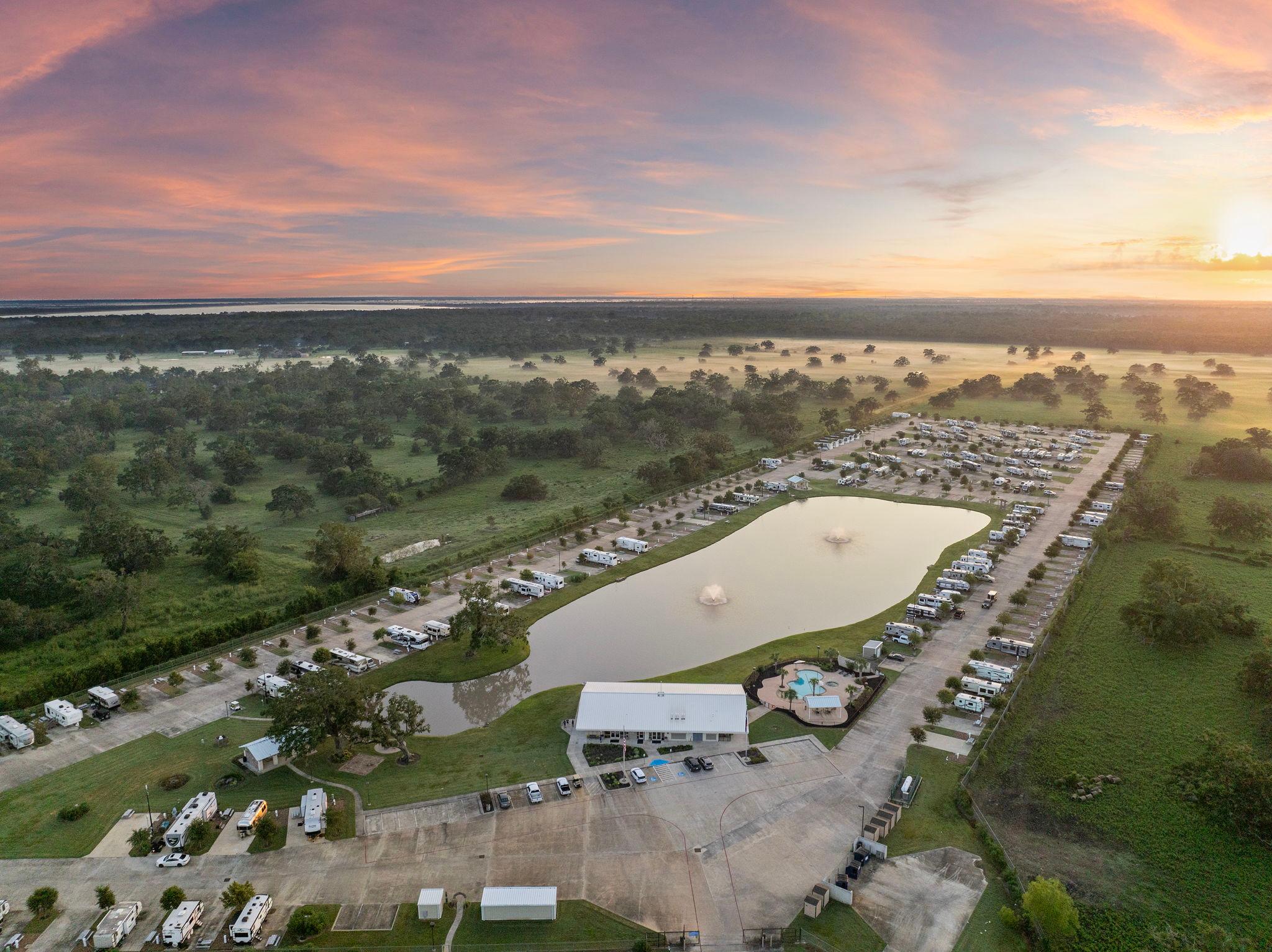 Brazoria Lakes RV Resort by QRV Image
