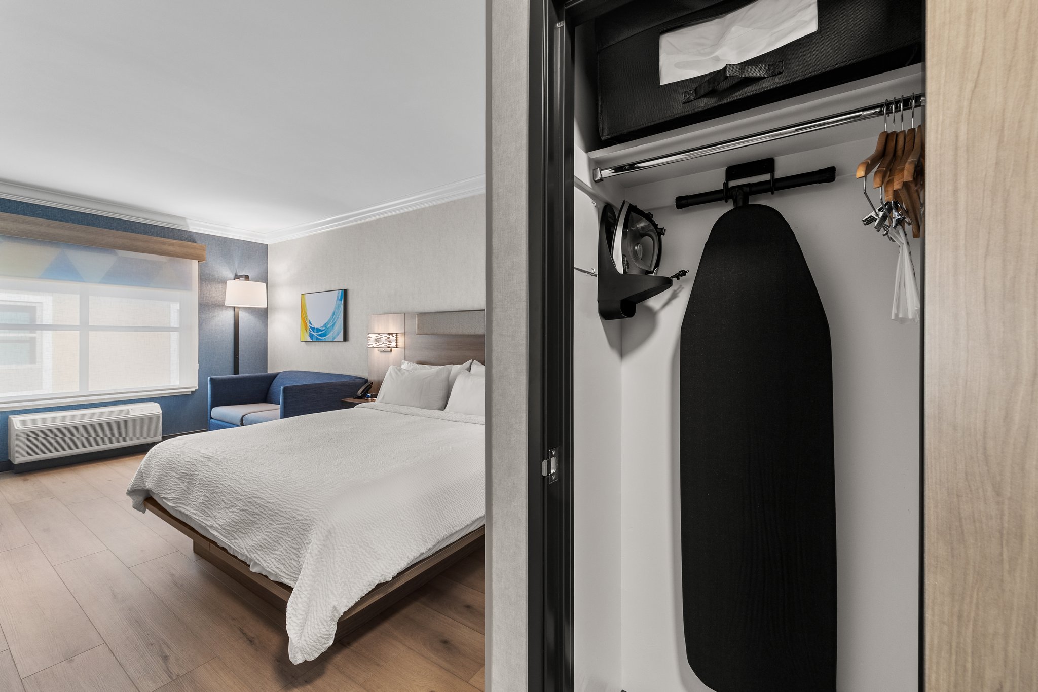 Holiday Inn Express & Suites Santa Cruz by IHG Image