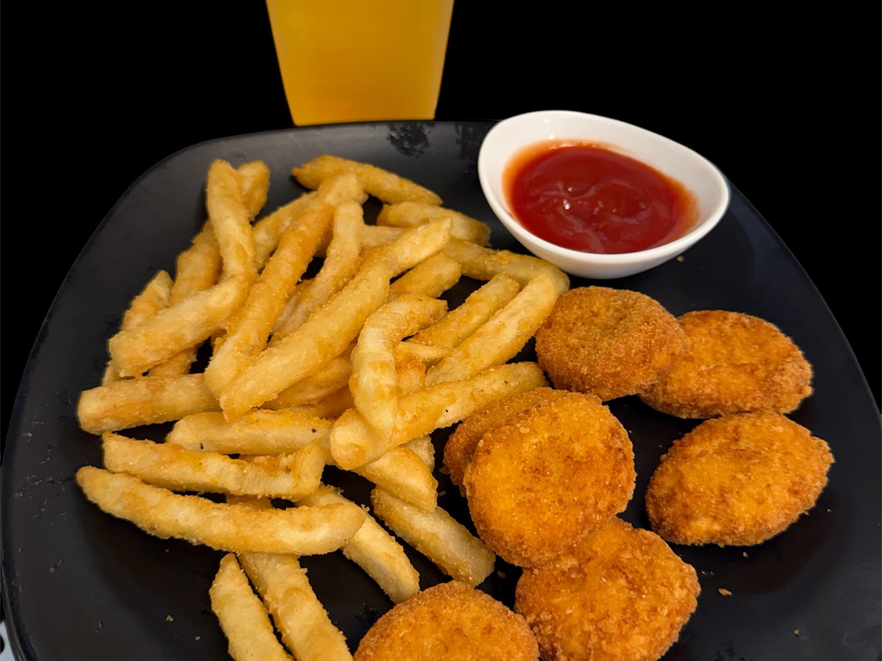 5 Pices Of Chicken Nuggets, Fries, Corn, Apple Or Orange Juice