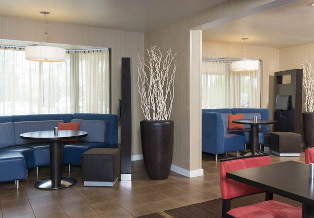 Images Courtyard by Marriott Bowling Green Convention Center