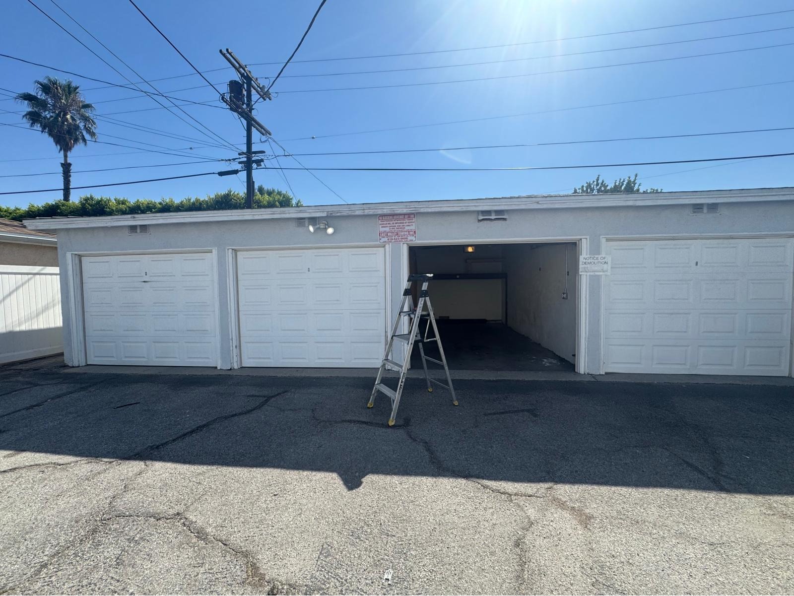 Dr. Garage Door