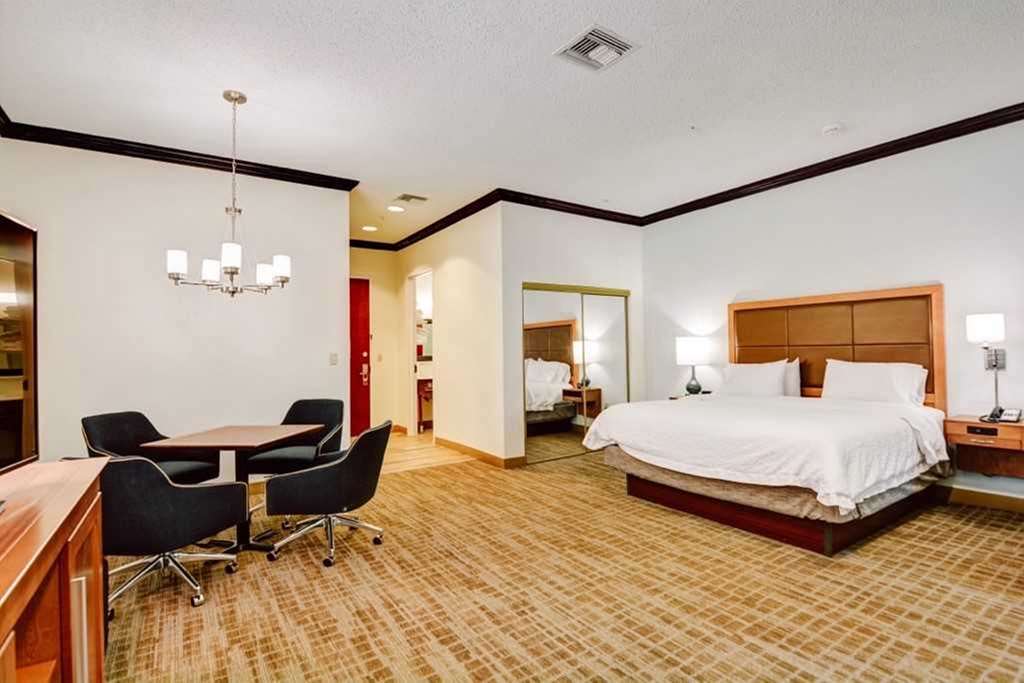 Hampton Inn Palm Beach Gardens Image
