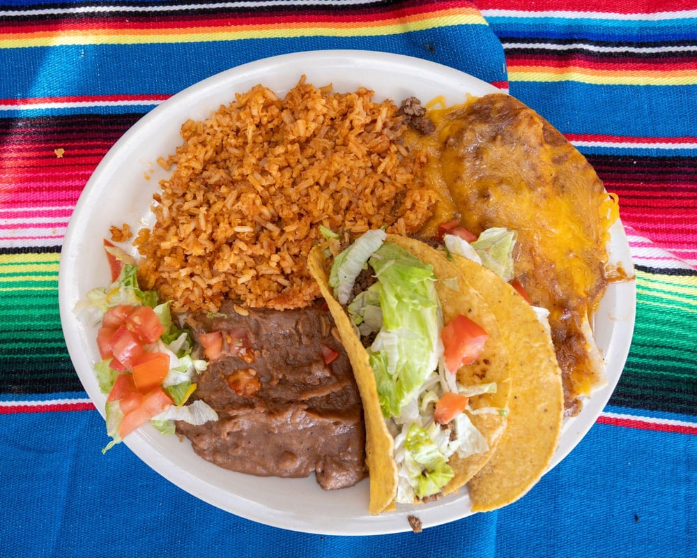 Tres Amigos Plate