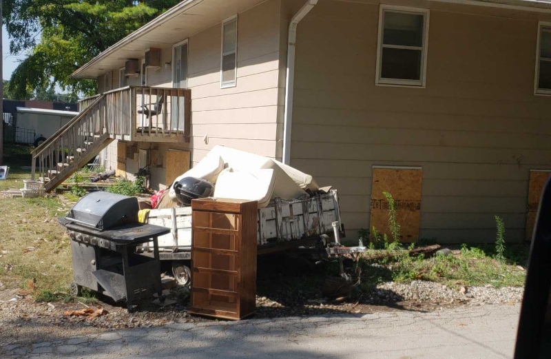 Des Moines Junk Before Trash Removal