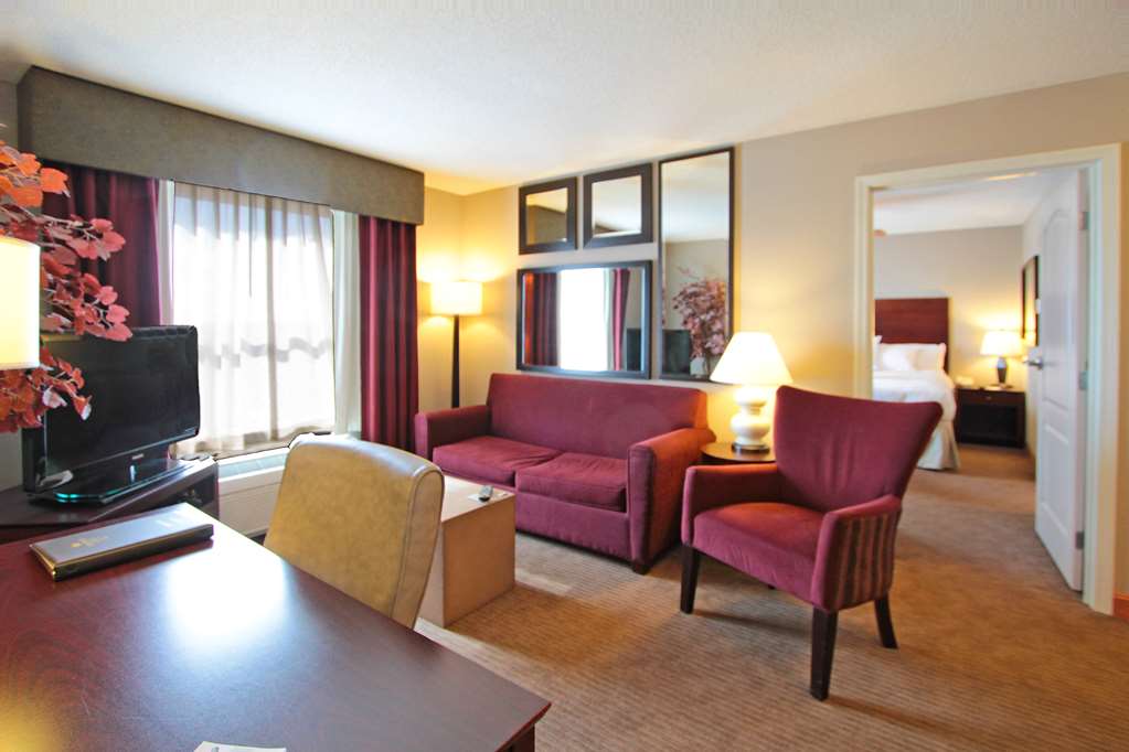 Homewood Suites by Hilton Bloomington Image