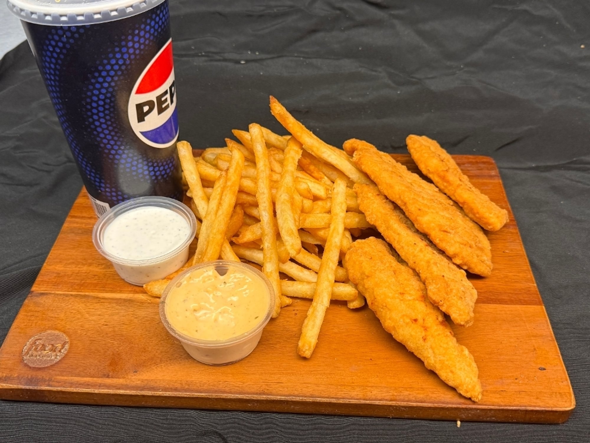 Chicken Tender w/ fries & Drink