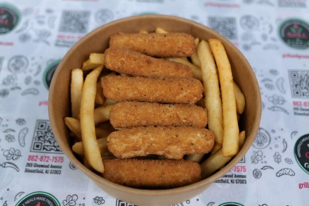 Mozzarella Sticks (6 pcs.)