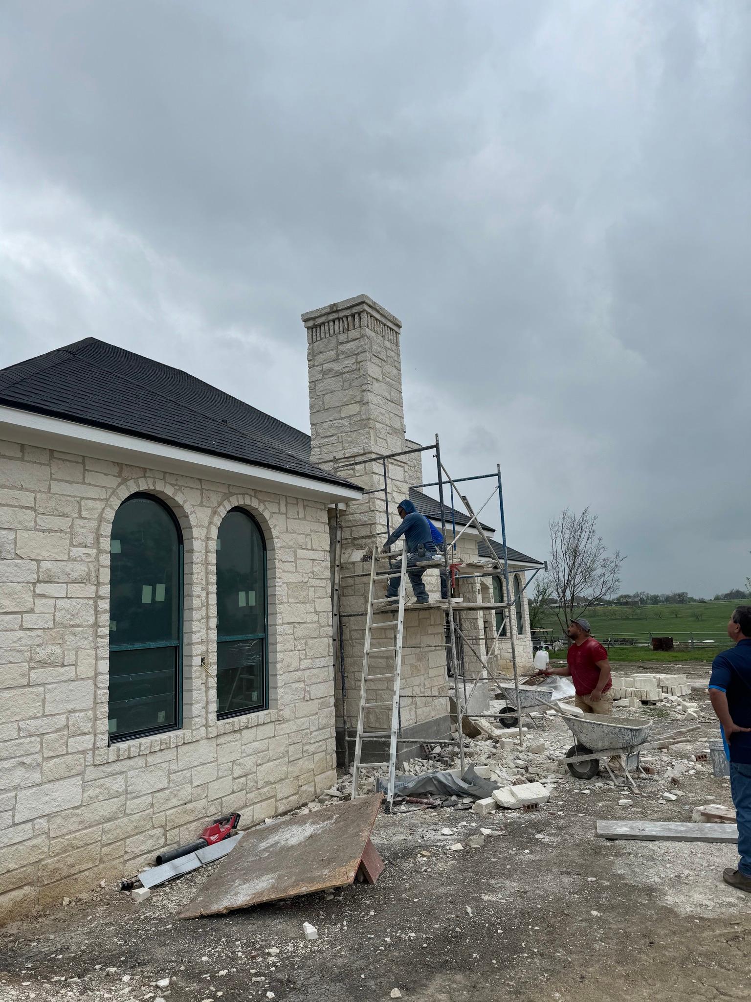 Flores Roofing & Construction Image