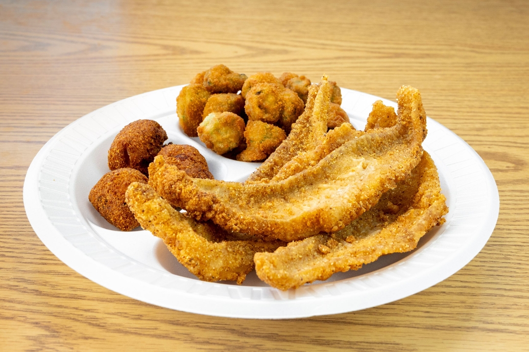 3 Piece Fried Catfish Snack Pack