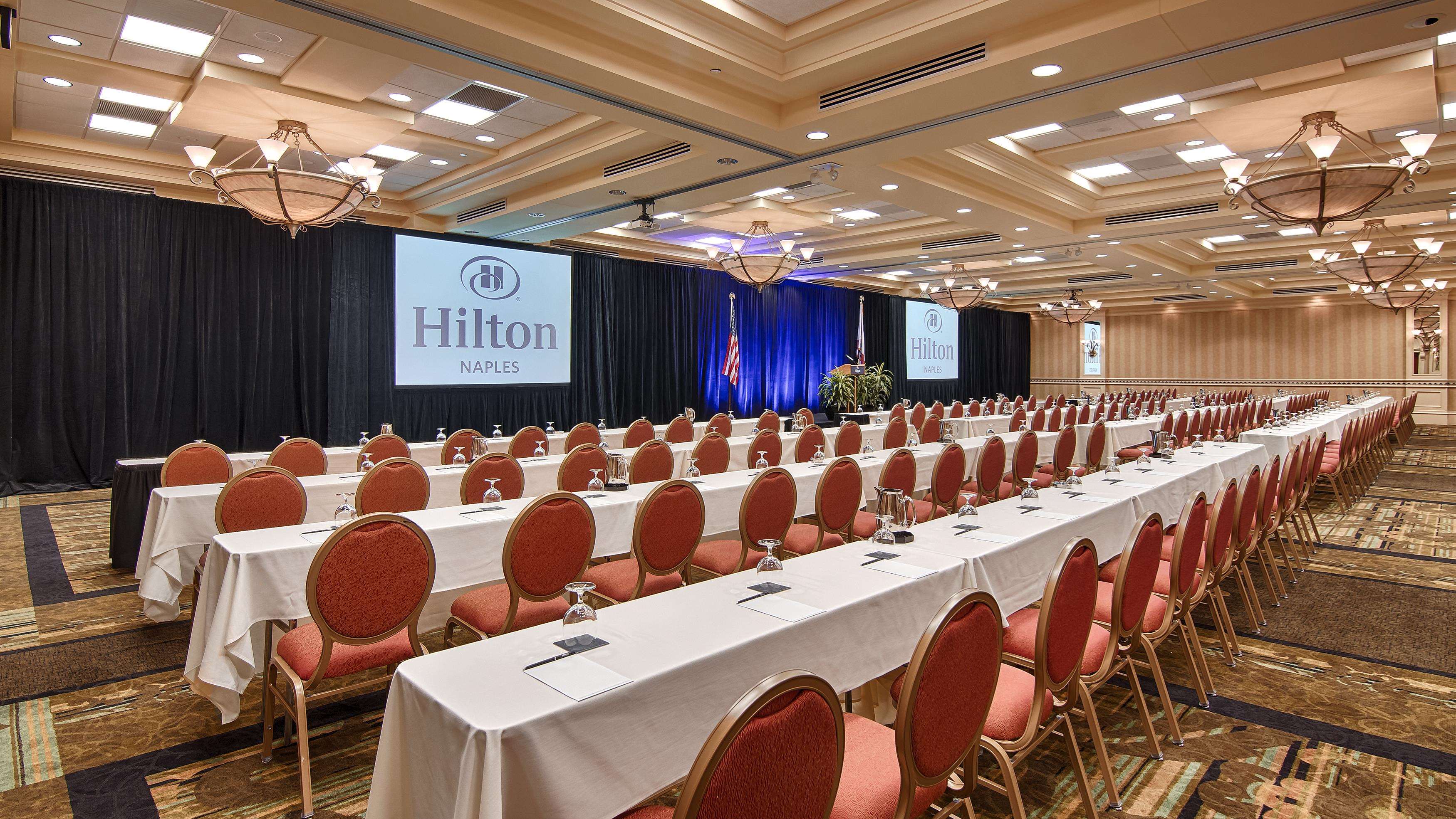 Hilton Naples Photo