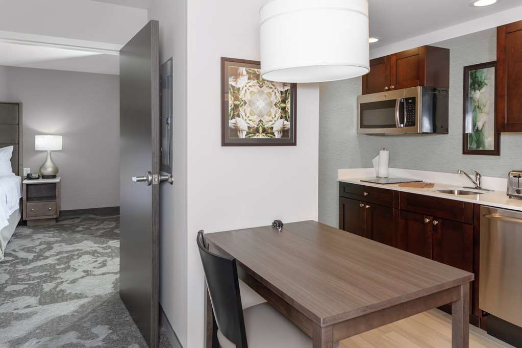 Homewood Suites by Hilton Lansing Eastwood Image