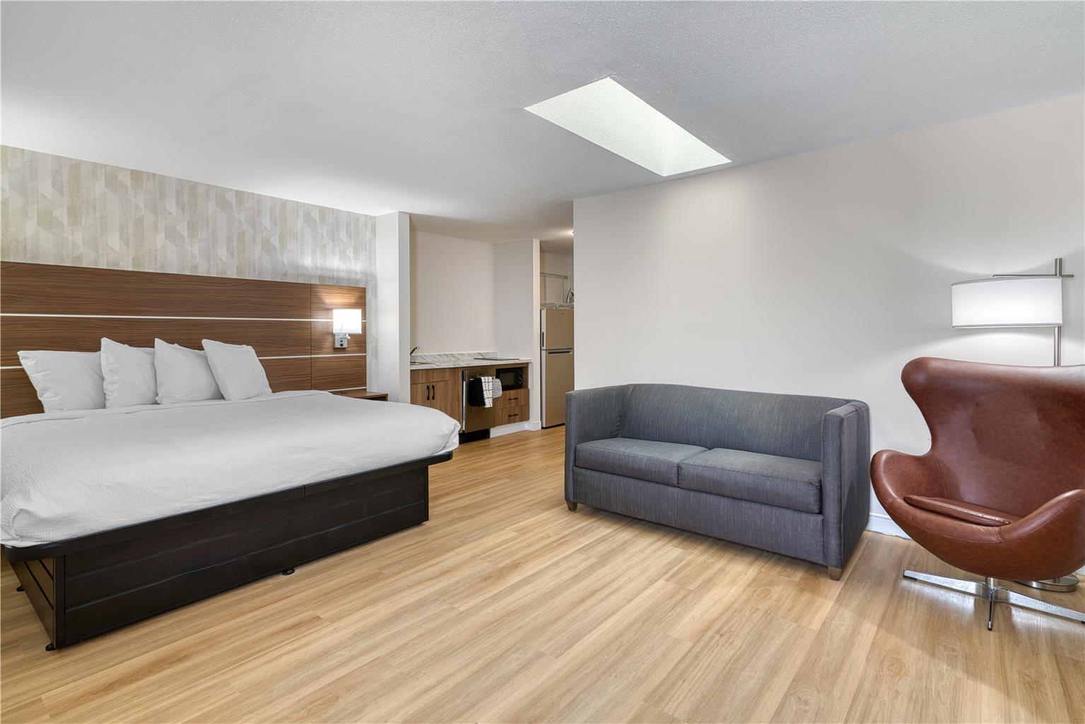 Baldwin Inn & Suites, SureStay Collection by Best Western Image