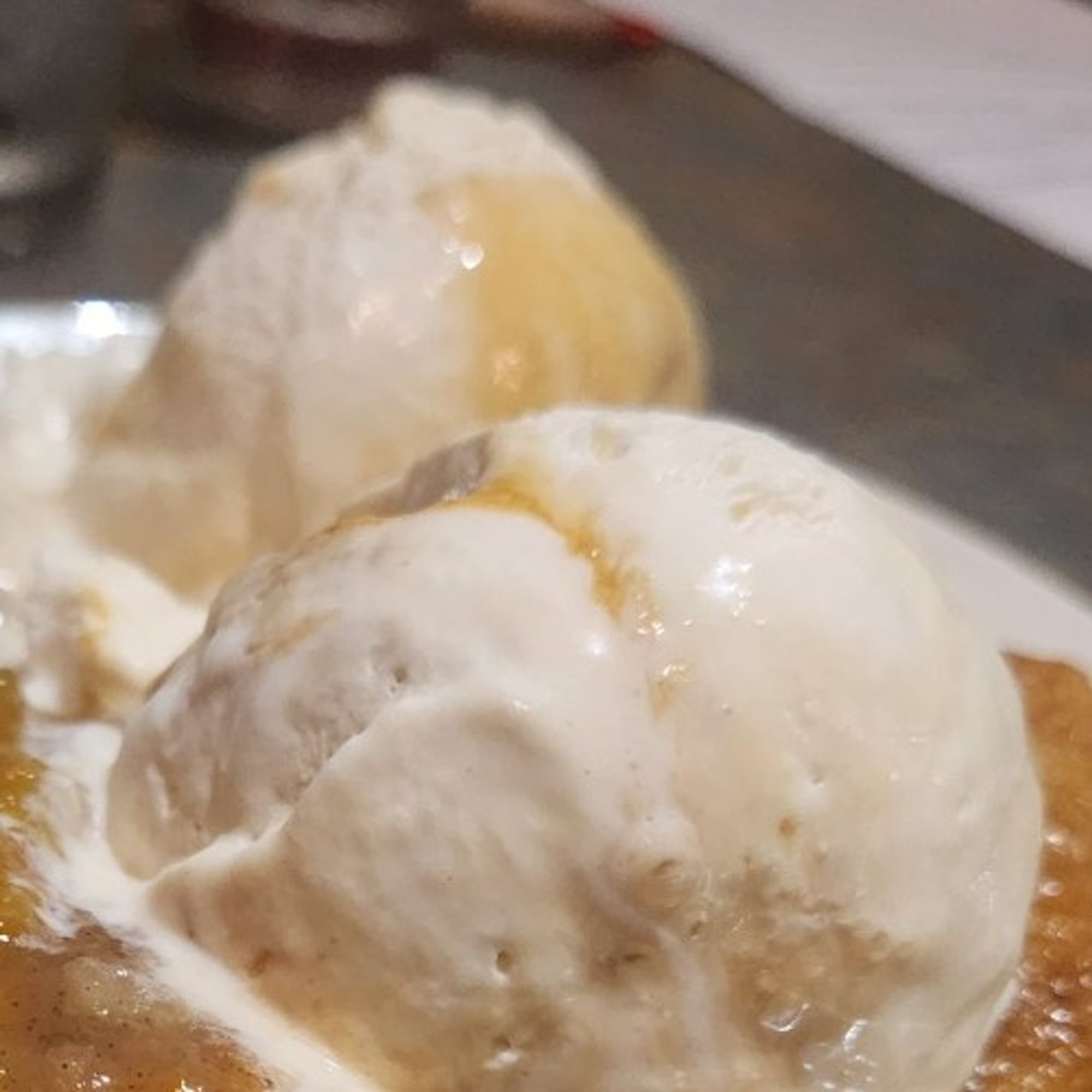 Vanilla Caramel Ice Cream