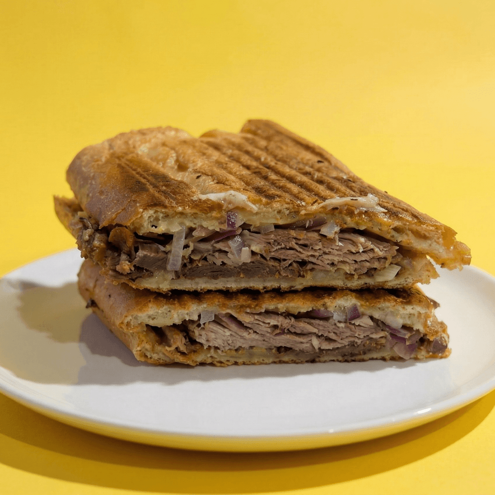 Pan Con Lechon / Pork Sandwich