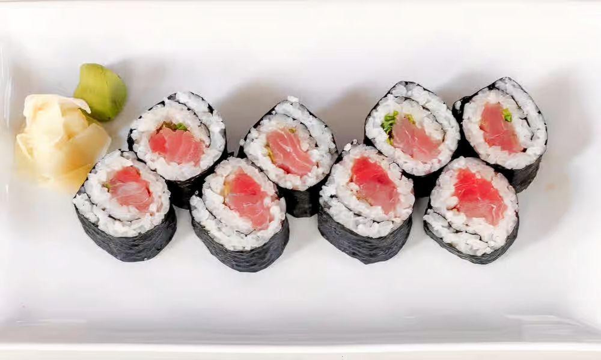 Hamachi Roll