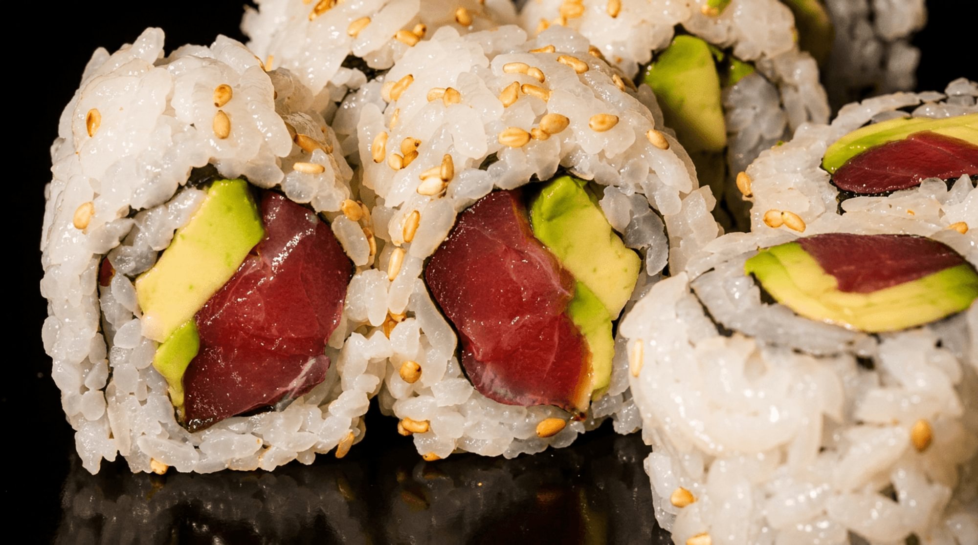 Tuna & Avocado Roll