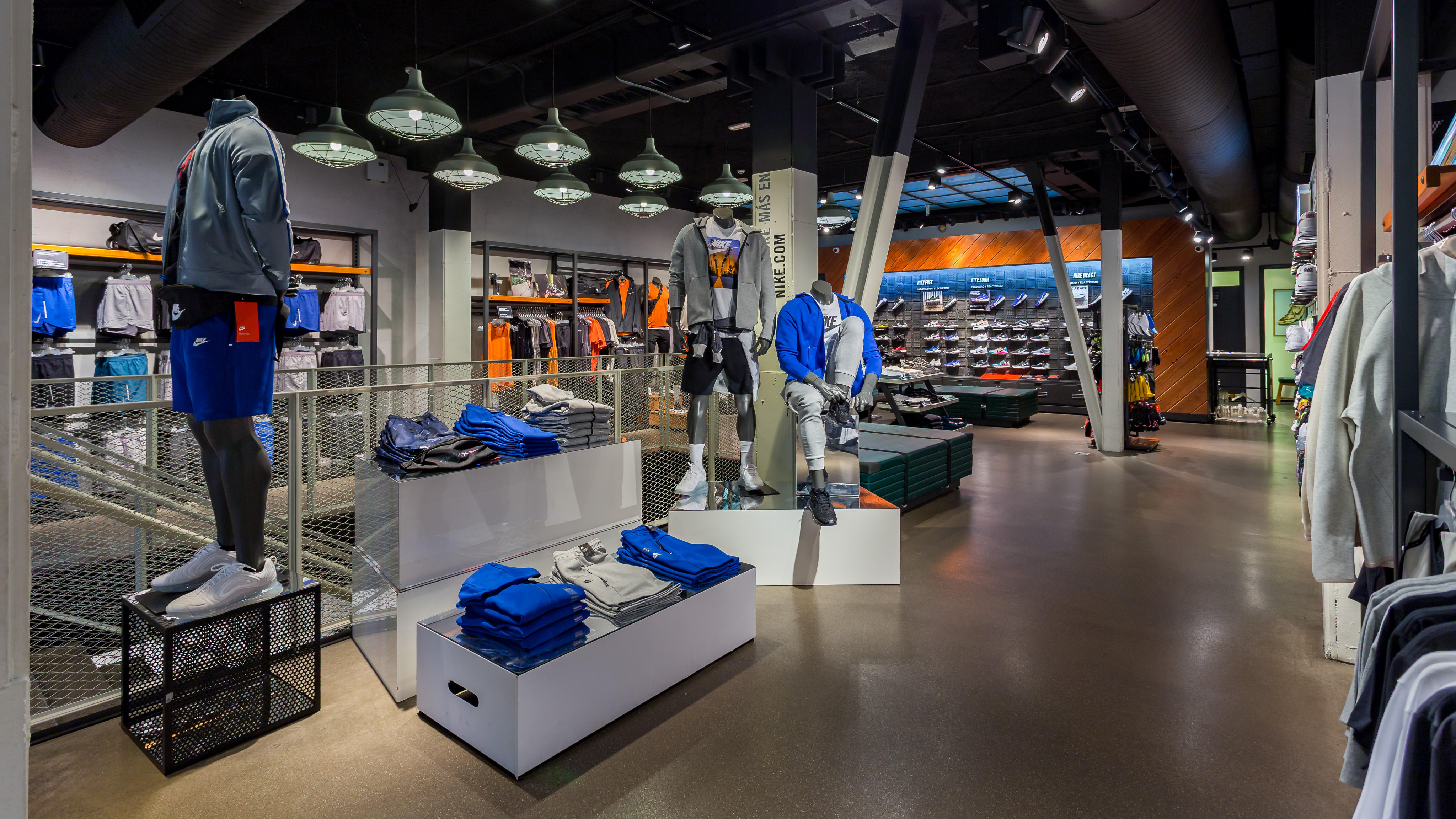 Images Nike Store Serrano