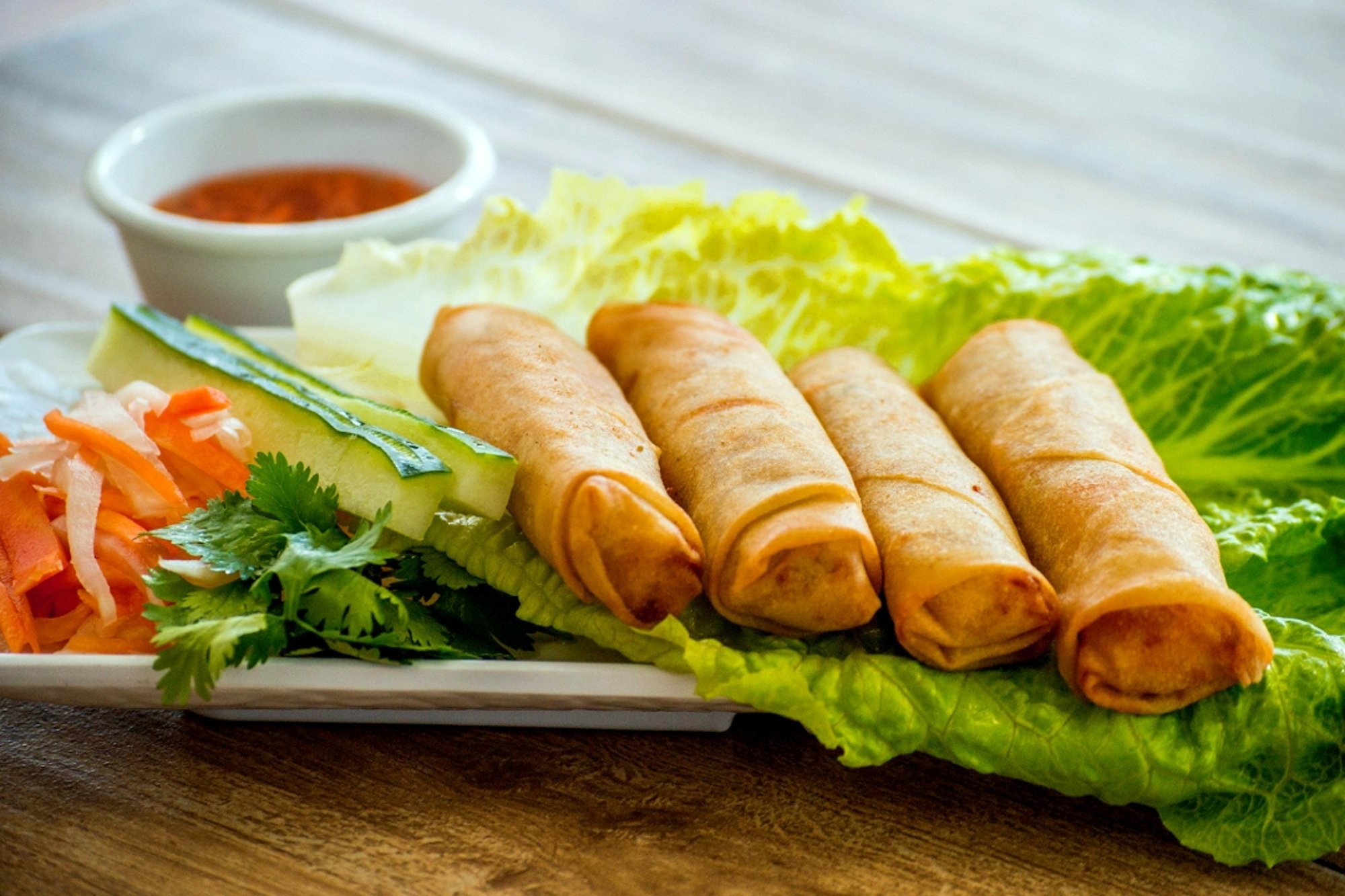 282 Lumpia Rolls (4pc)