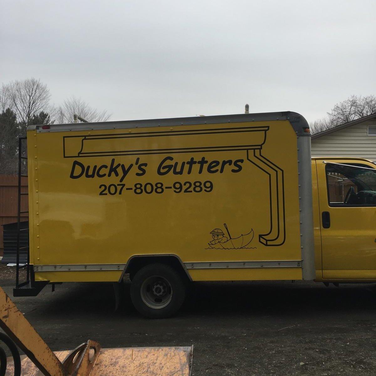 Ducky's Gutters Logo
