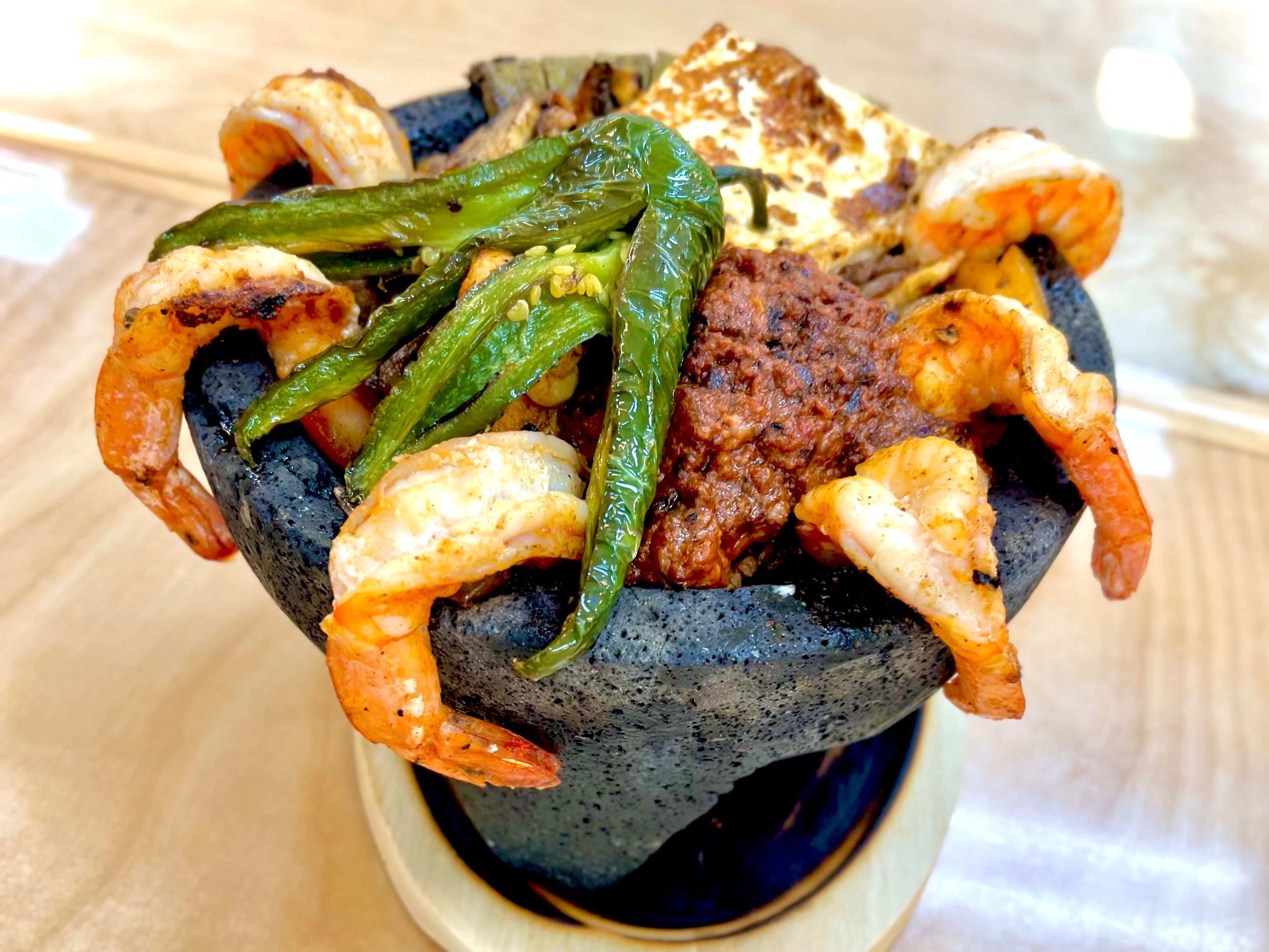 MOLCAJETE