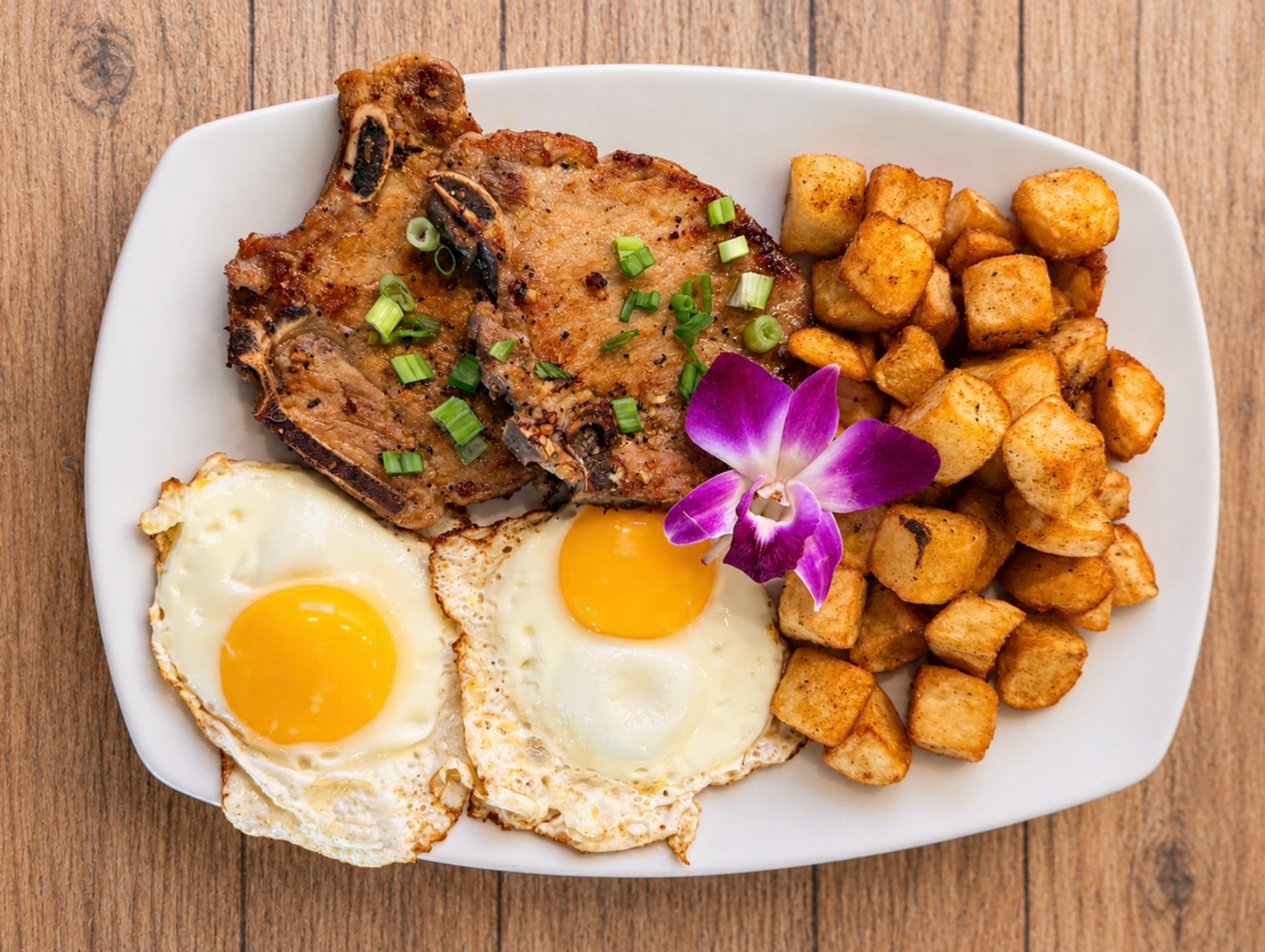 PORK CHOP & EGGS