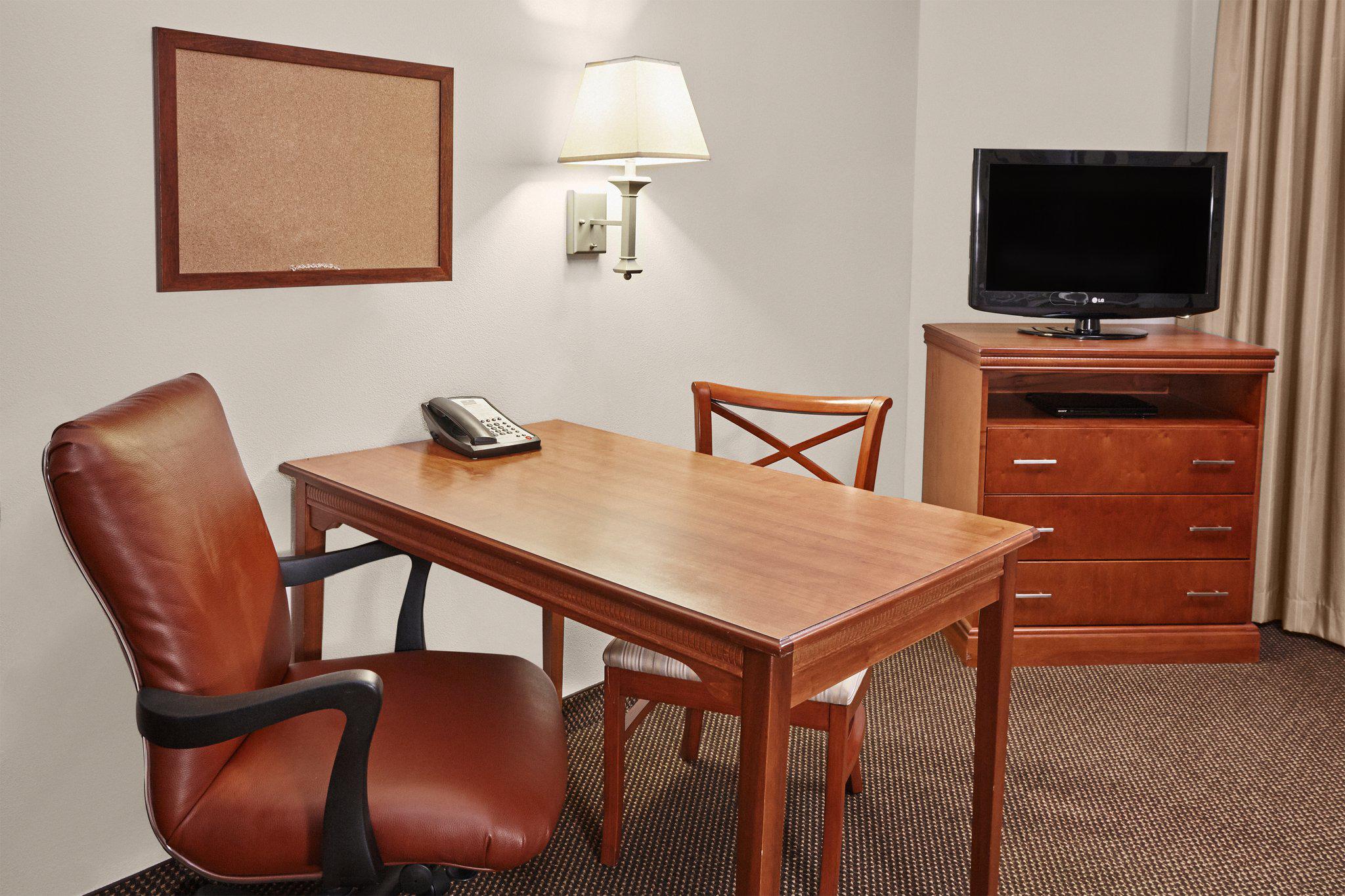 Candlewood Suites Fayetteville Fort Bragg Photo