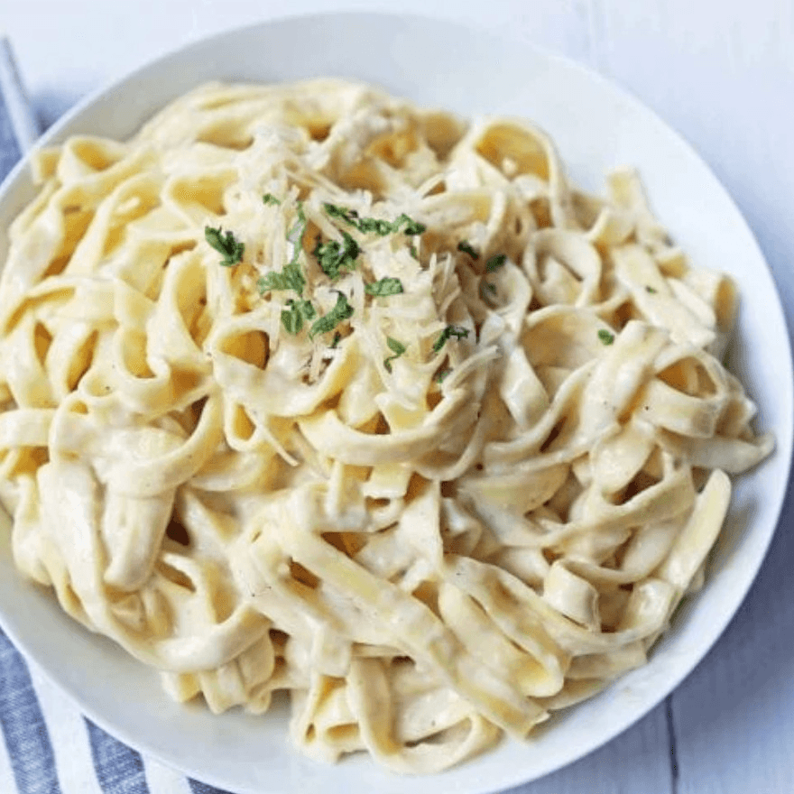 Fettuccine Alfredo