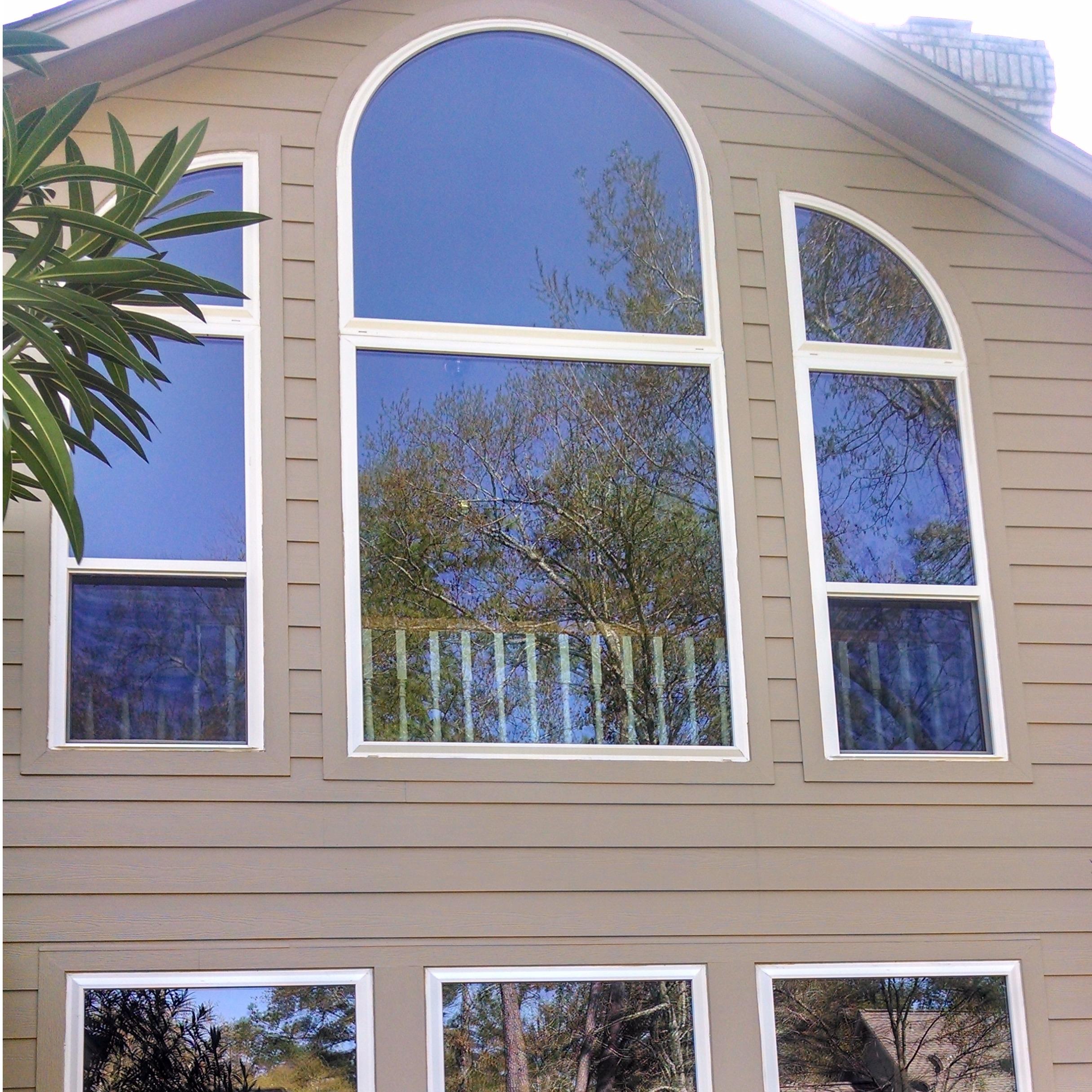 Expert Windows and Insulation Logo