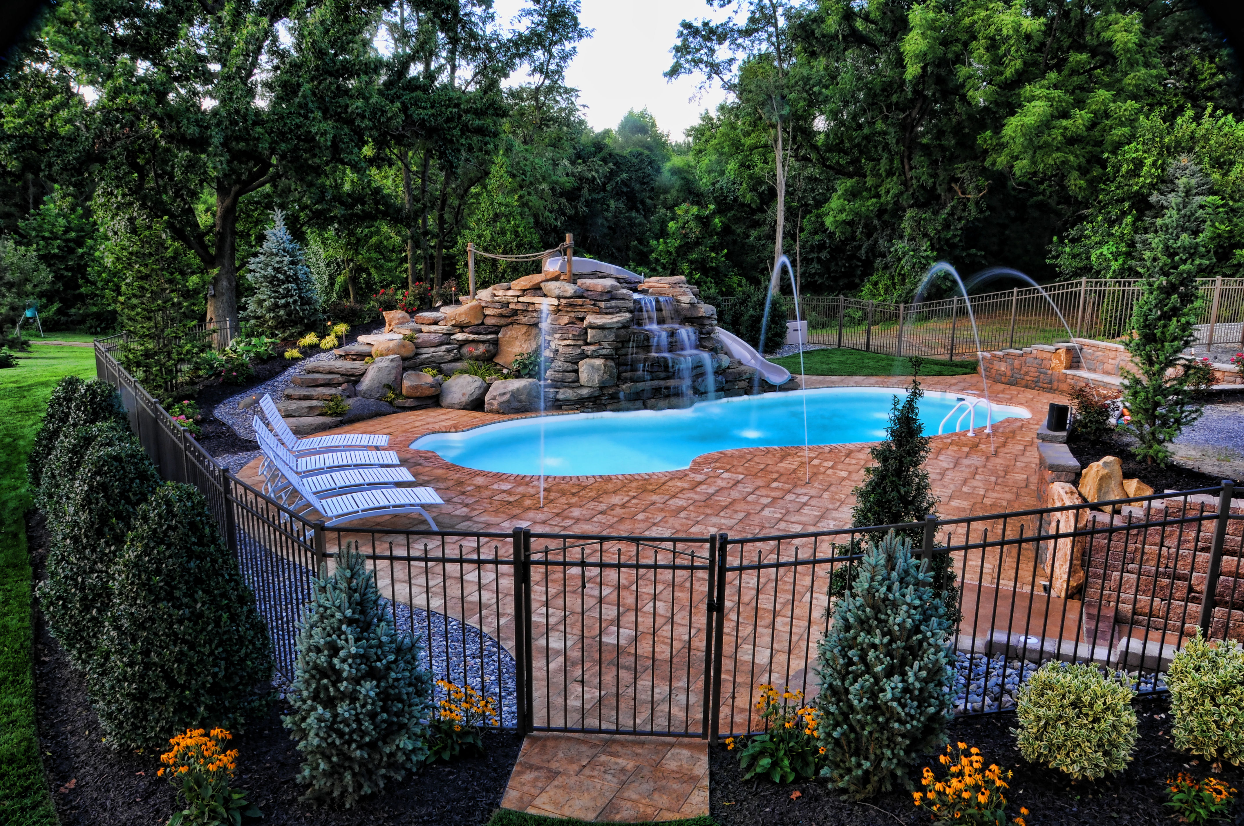 G & G Landscaping Construction, Inc. Image