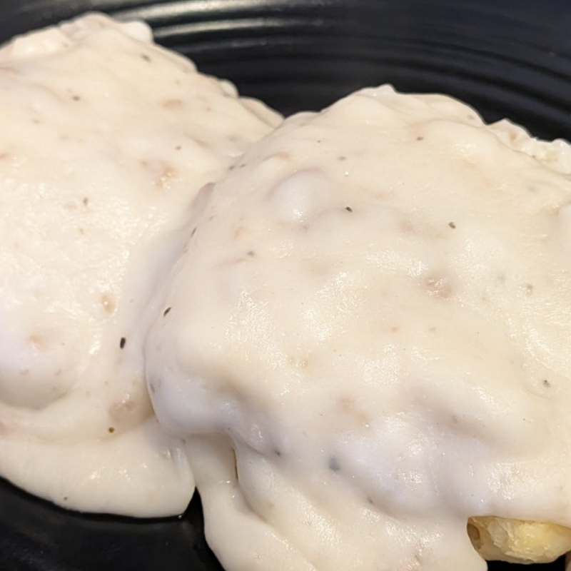 Biscuit Sausage Gravy Half