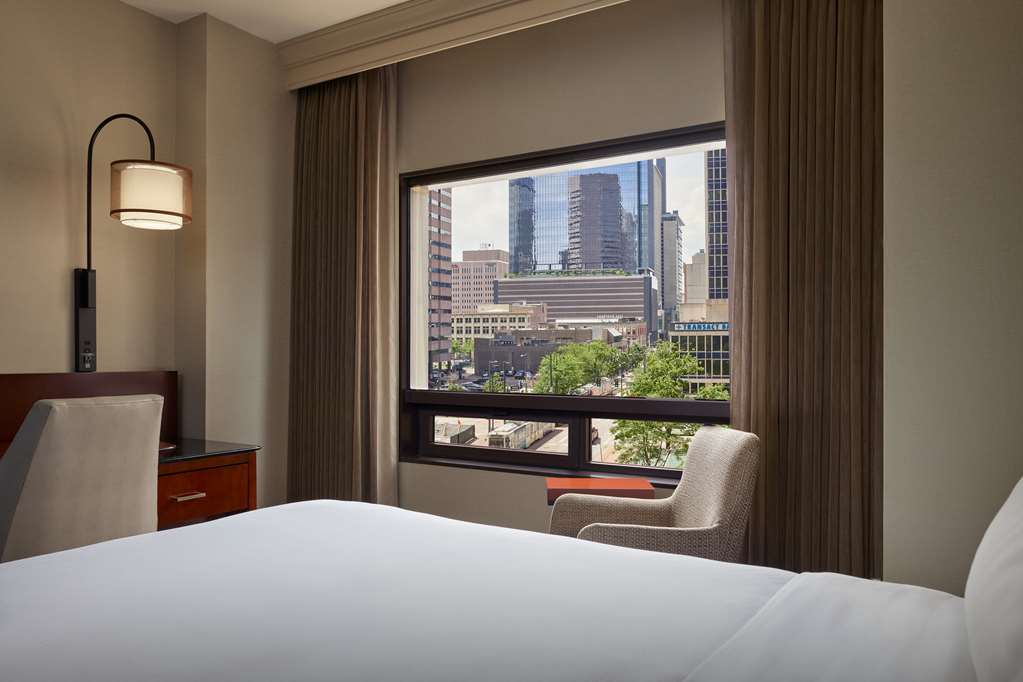 Hilton Denver City Center Image