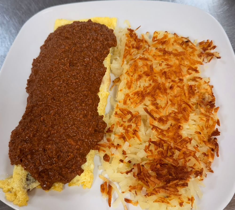 Mexican Chili & Cheese Omelette