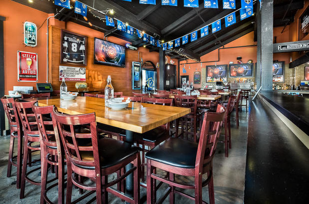 Images Torrance Tavern