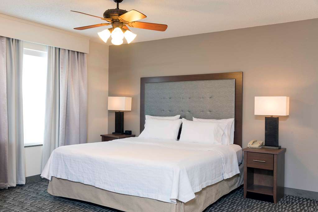 Homewood Suites by Hilton Indianapolis-Airport/Plainfield Image