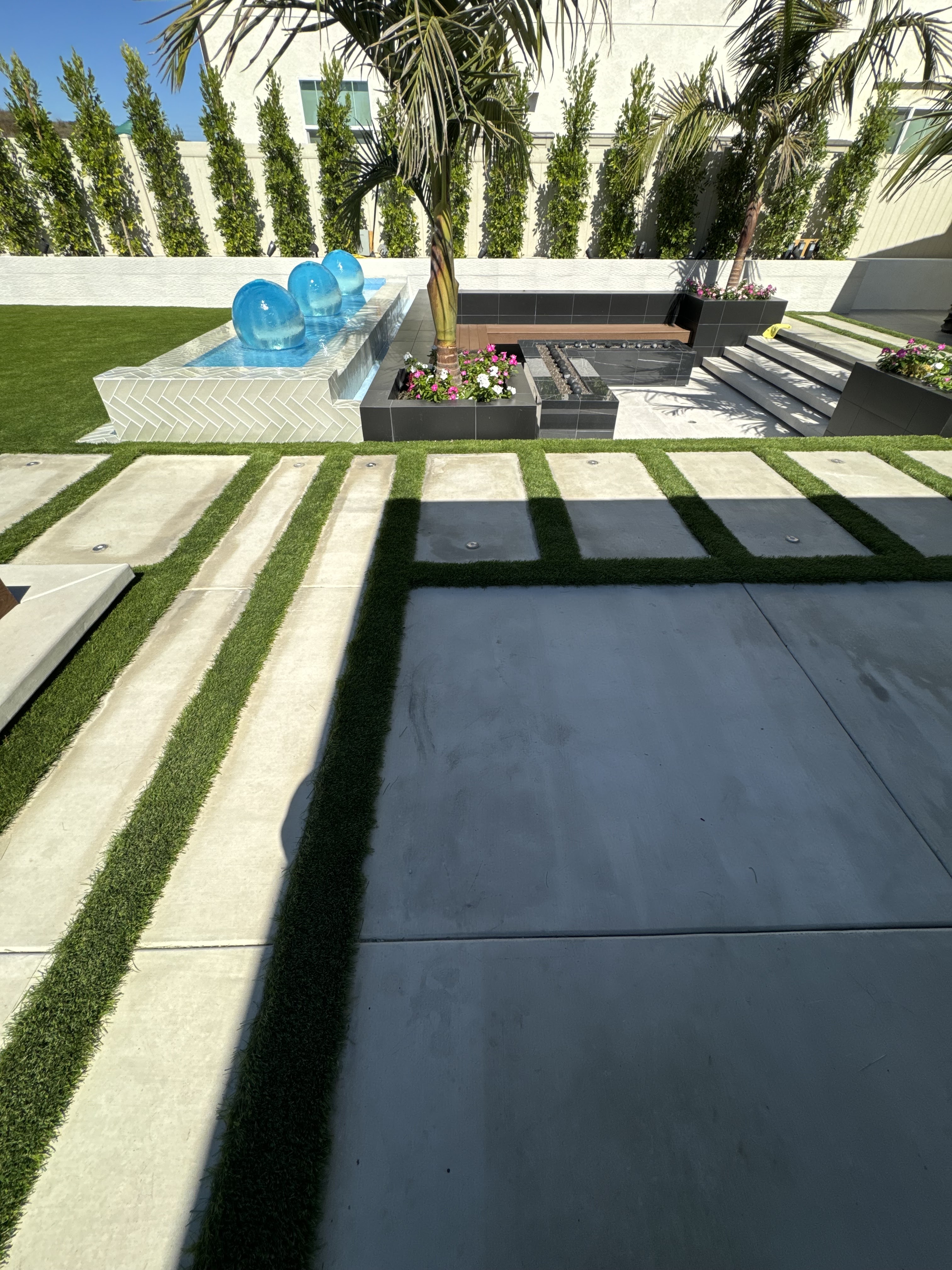 Elevated Decks & Patios Image