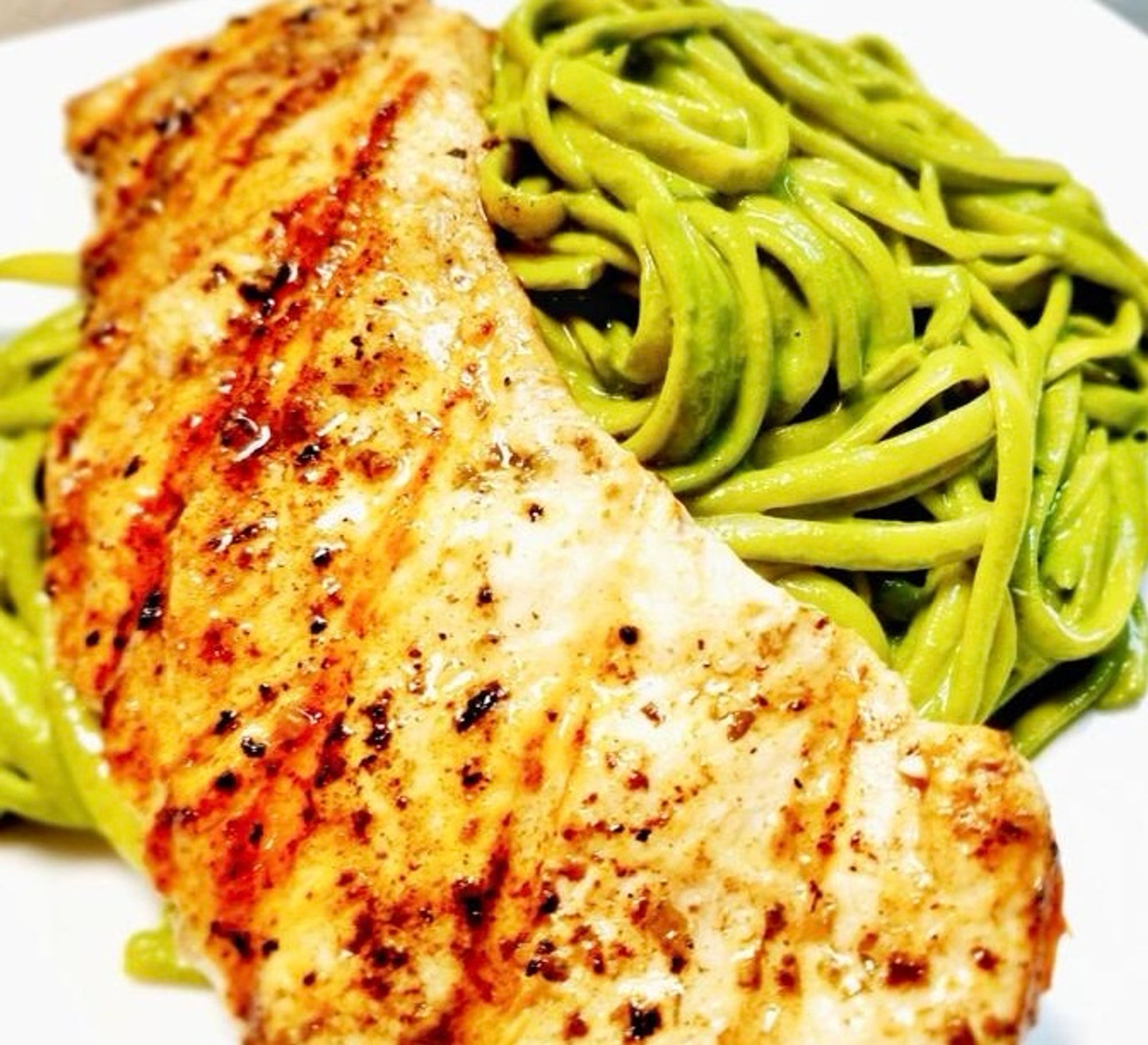 Tallarin Verde Choose Protein