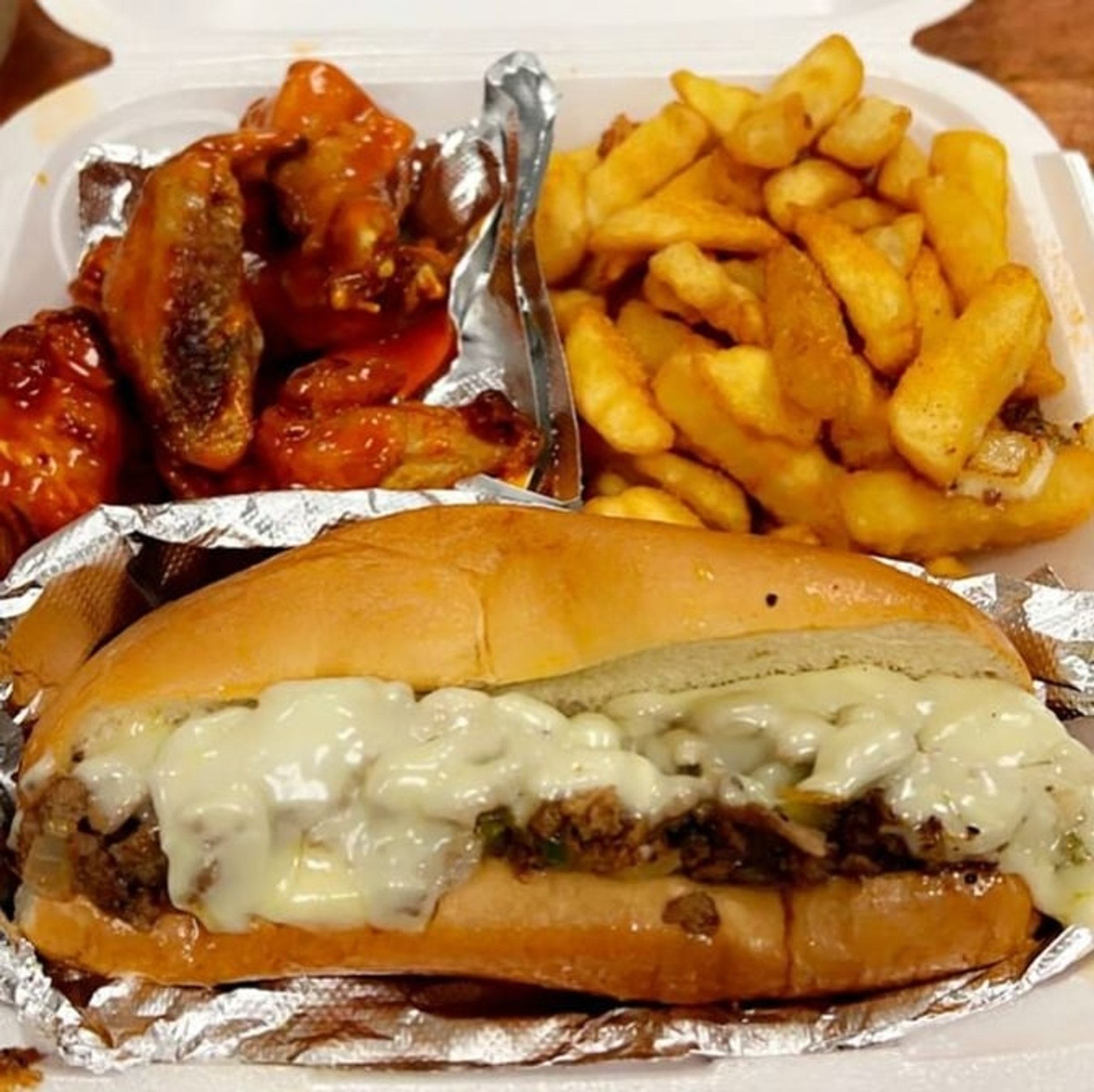 Beef Philly Cheese Steak 6 Wings & 1 Side