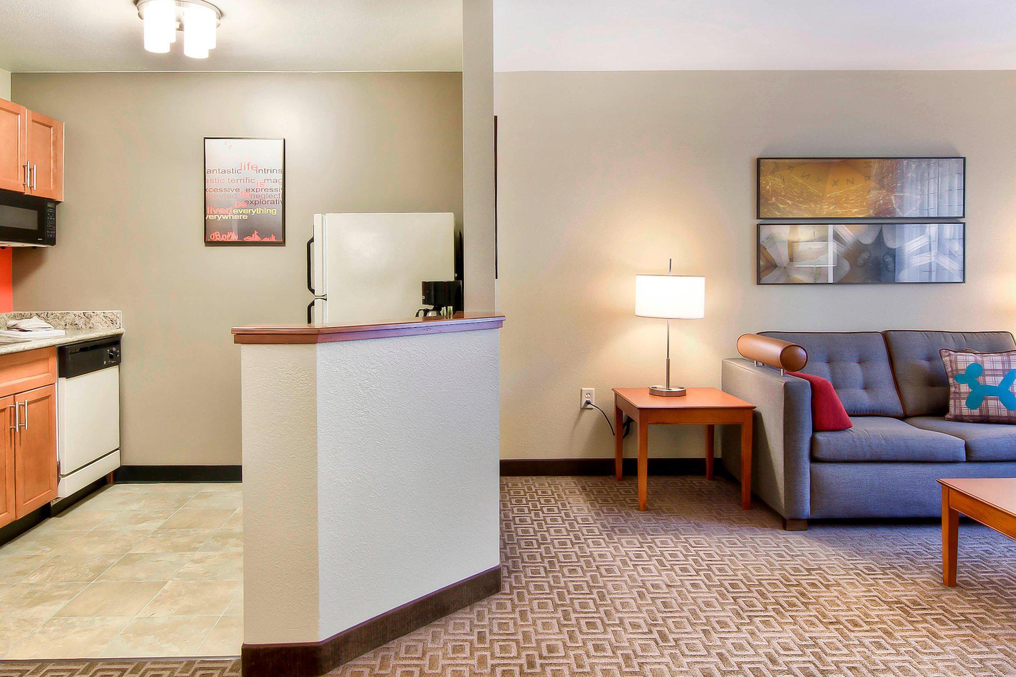 TownePlace Suites by Marriott Raleigh Cary/Weston Parkway Photo